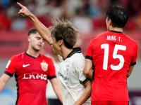 包含上海海港训练开放日，冲刺阶段调整名单引欢呼，欧超杯在即，年轻球员得到机会的词条-开云官网